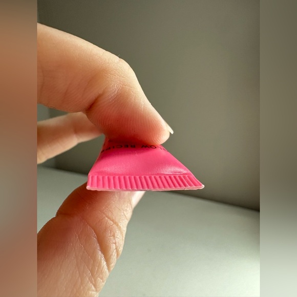 10/$60 Glow Recipe Guava Vitamin C Bright-Eye Gel Cream 3mL Mini NEW - Picture 4 of 5